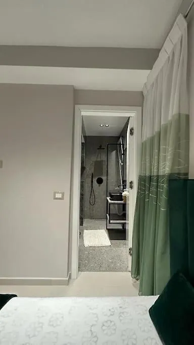 Host Apartament Elio Tirana